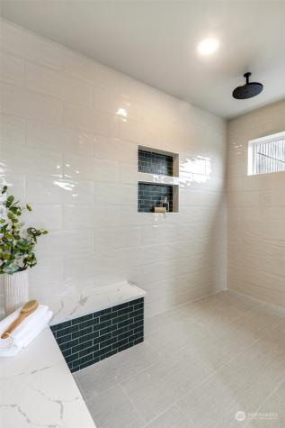10032 Ne 196th Place Bothell WA 98011