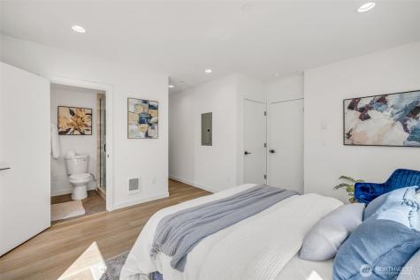 4404 S Othello St # D Seattle WA 98118