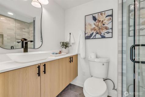 4404 S Othello St # D Seattle WA 98118