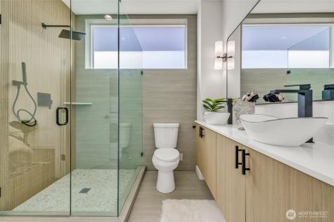 4404 S Othello St # D Seattle WA 98118