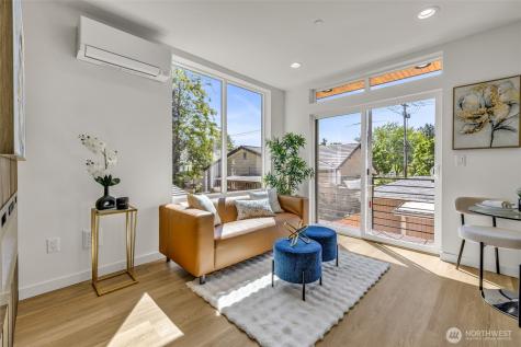 4404 S Othello St # D Seattle WA 98118
