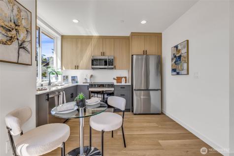 4404 S Othello St # D Seattle WA 98118
