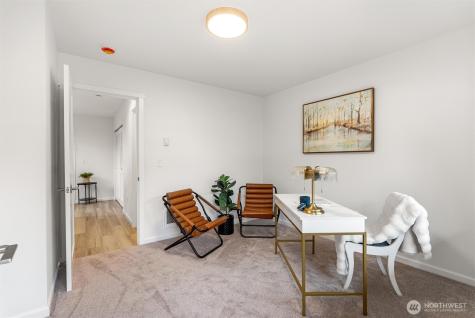 2417 Harrison Avenue Everett WA 98201