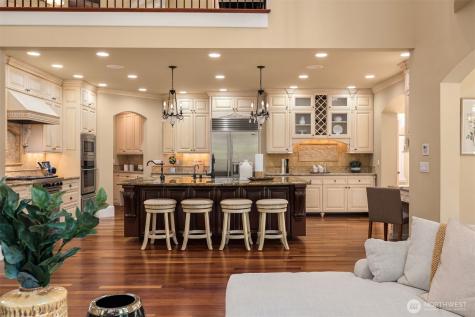 20424 NE 64th Place Redmond WA 98053