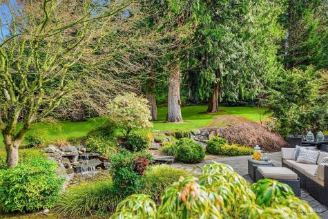 20424 NE 64th Place Redmond WA 98053