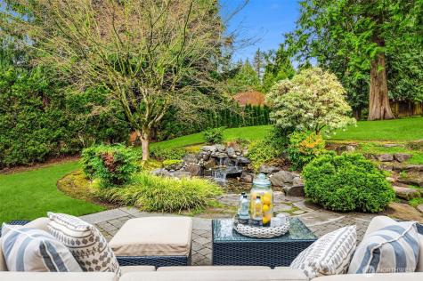 20424 NE 64th Place Redmond WA 98053