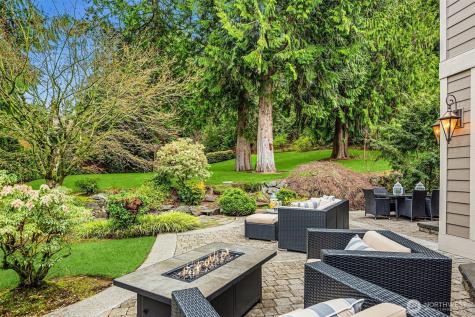 20424 NE 64th Place Redmond WA 98053