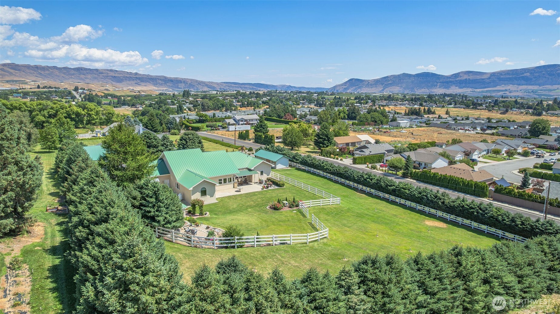 2045 8th Street NE East Wenatchee WA 98802