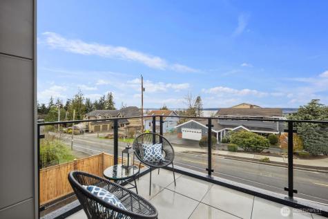 19742 20th Avenue NW Shoreline WA 98177