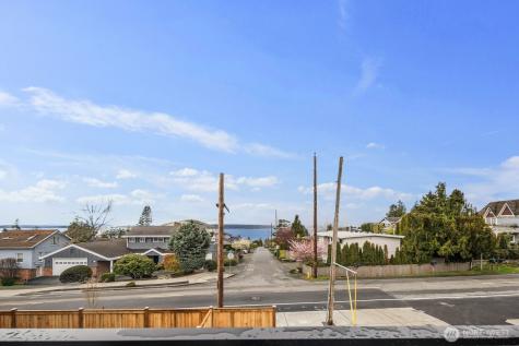 19742 20th Avenue NW Shoreline WA 98177