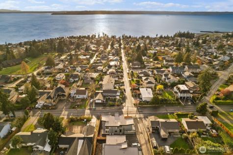 19742 20th Avenue NW Shoreline WA 98177