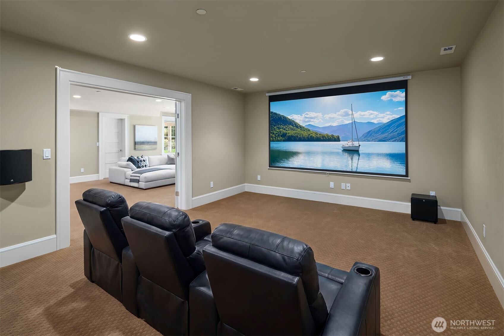 8910 NE 33rd Street Yarrow Point WA 98004