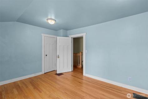 2010 NE 54th Street Seattle WA 98105