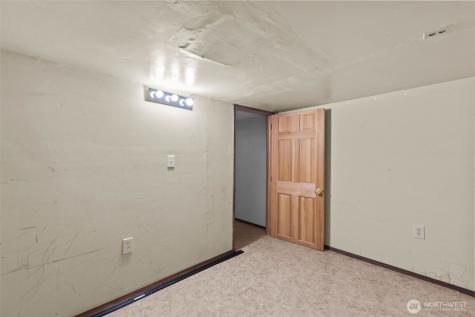 2010 NE 54th Street Seattle WA 98105