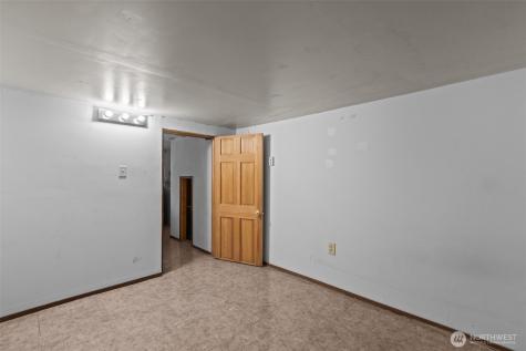 2010 NE 54th Street Seattle WA 98105