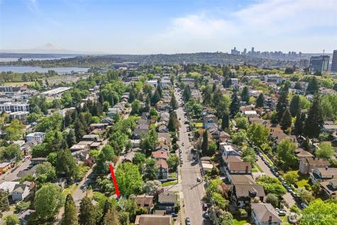 2010 NE 54th Street Seattle WA 98105