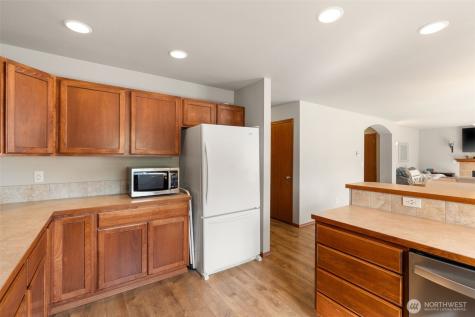 421 Stadium Loop Napavine WA 98565