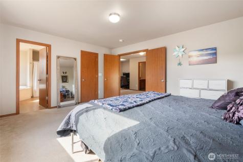 421 Stadium Loop Napavine WA 98565