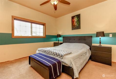 318 D Street Se Auburn WA 98002
