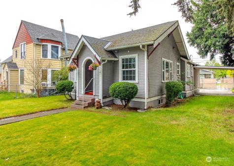 318 D Street Se Auburn WA 98002