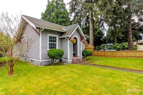 318 D Street Se Auburn WA 98002