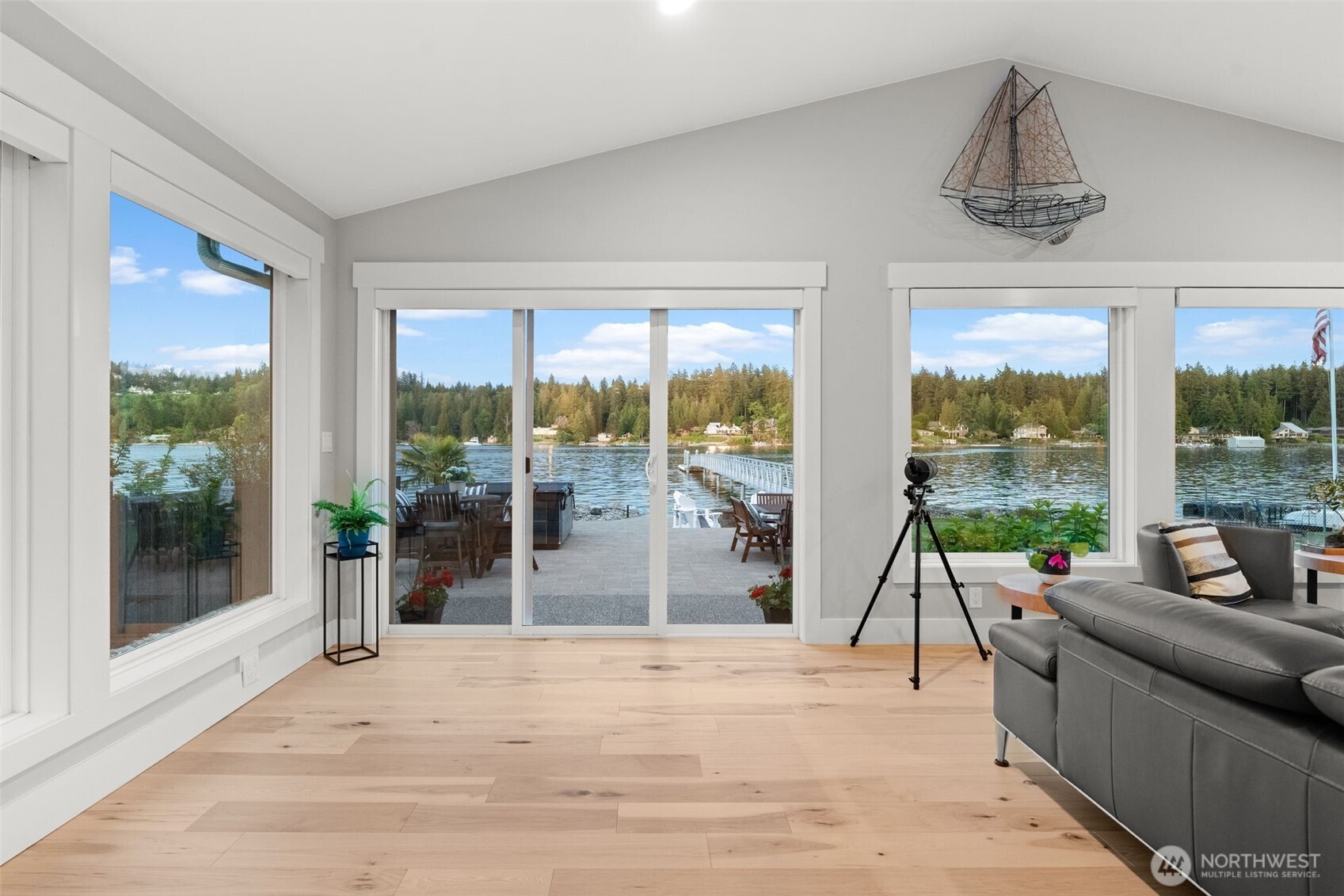 4221 Forest Beach Drive NW Gig Harbor WA 98335