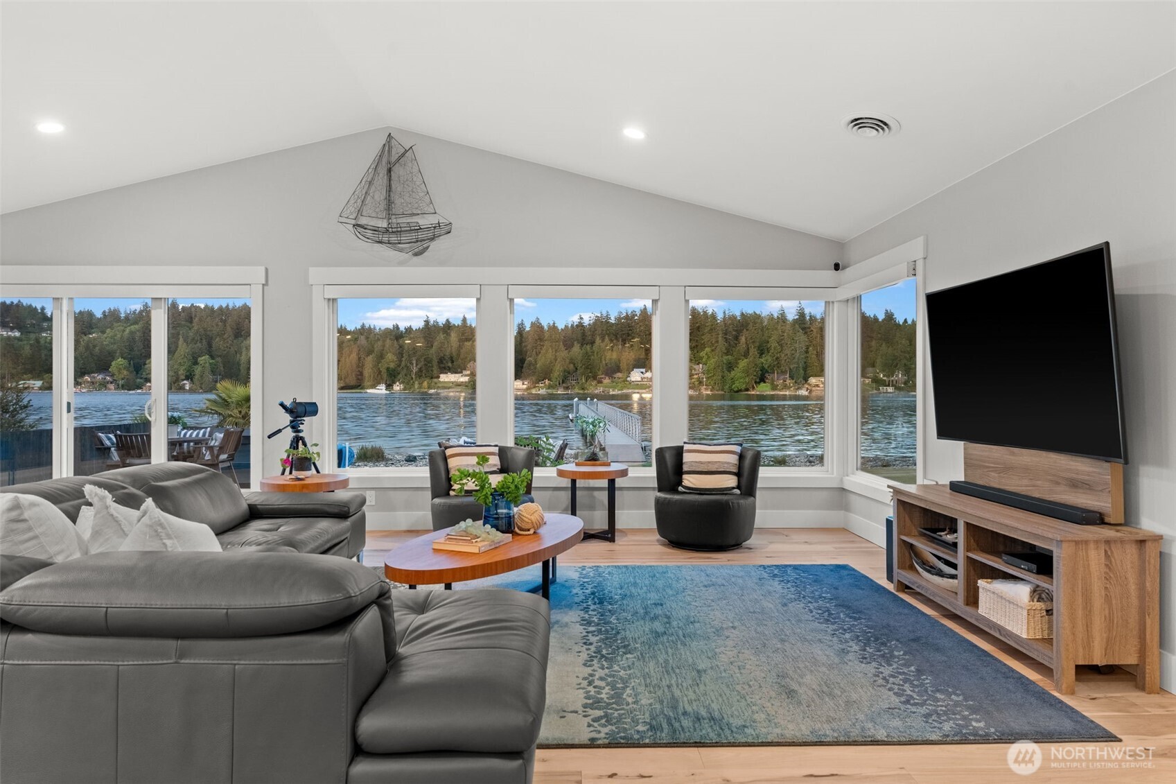 4221 Forest Beach Drive NW Gig Harbor WA 98335