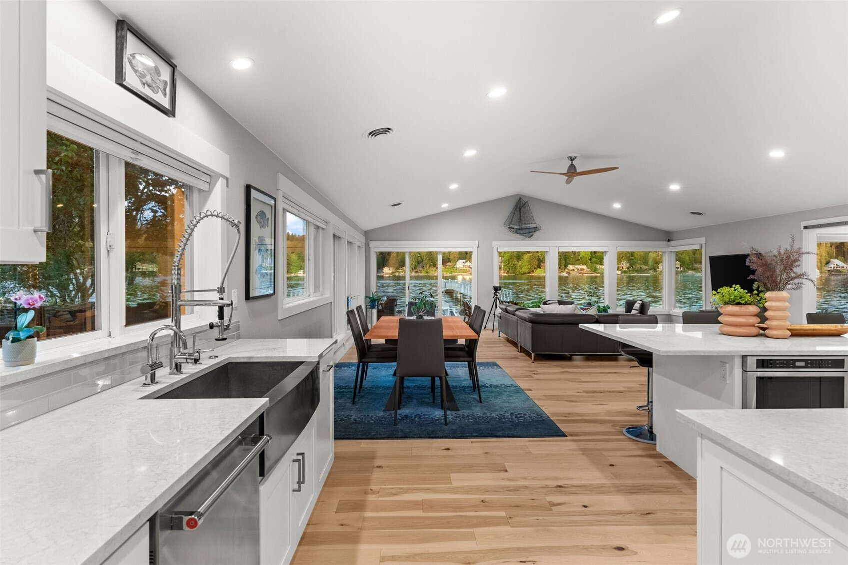 4221 Forest Beach Drive NW Gig Harbor WA 98335