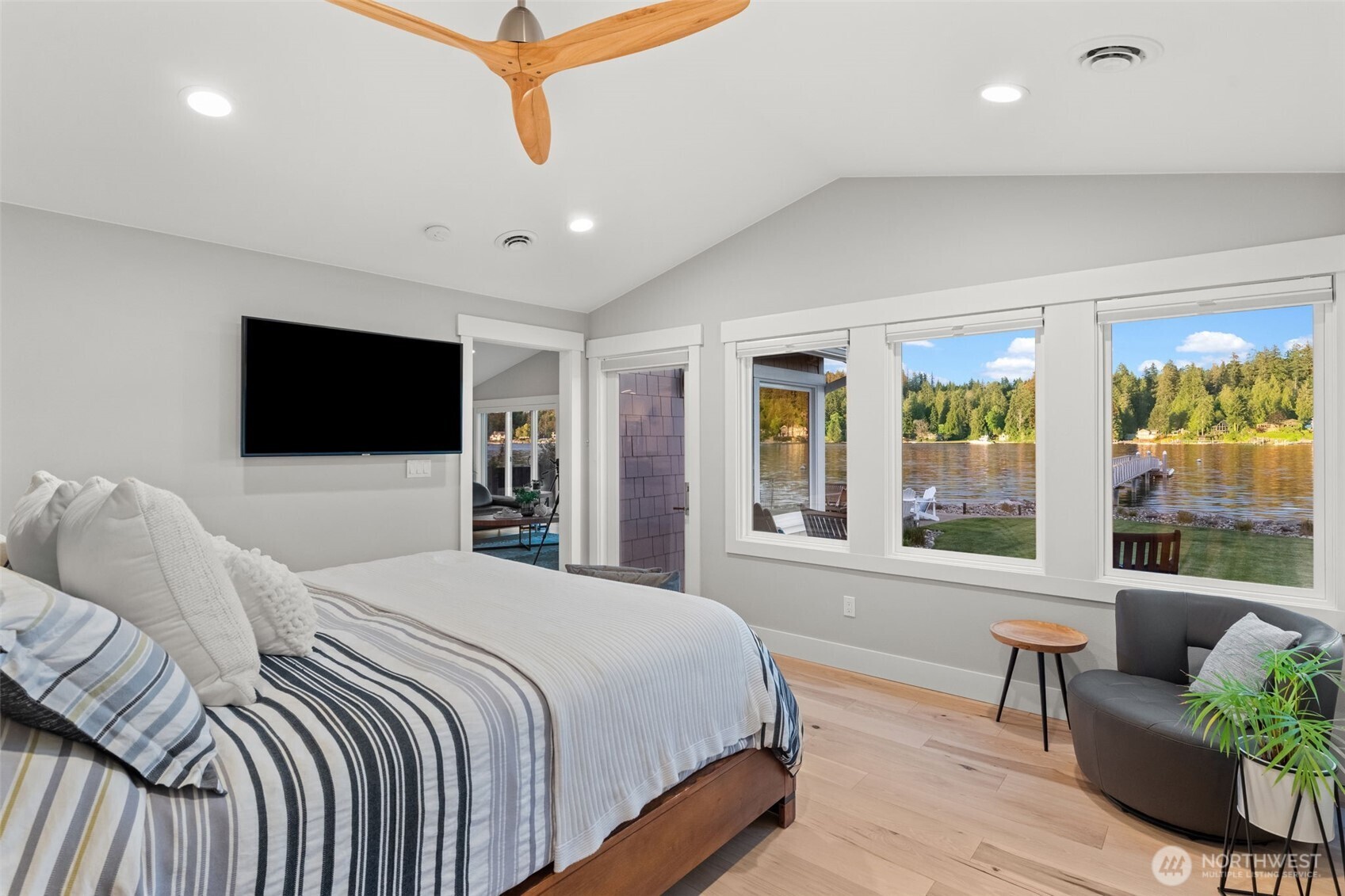 4221 Forest Beach Drive NW Gig Harbor WA 98335