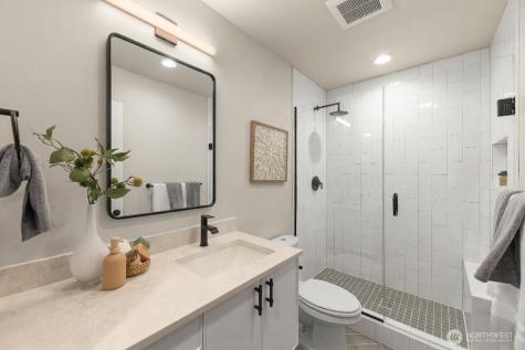 1108 34th Avenue Seattle WA 98122