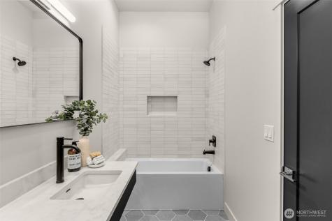 1108 34th Avenue Seattle WA 98122