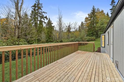 32 E Mountain View Road Camano Island WA 98282