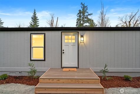 32 E Mountain View Road Camano Island WA 98282