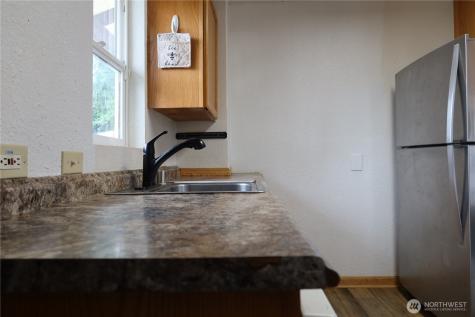 1405 Flower Avenue Port Orchard WA 98366