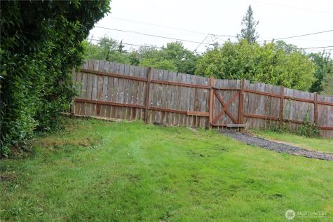 1405 Flower Avenue Port Orchard WA 98366