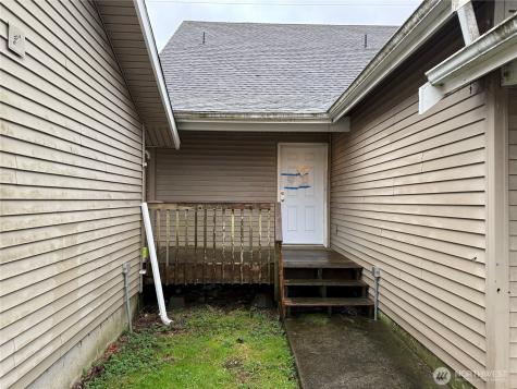 127 10th Street Sultan WA 98294
