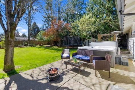 8711 NE 140th Street Kirkland WA 98034