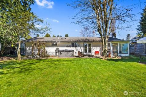 8711 NE 140th Street Kirkland WA 98034
