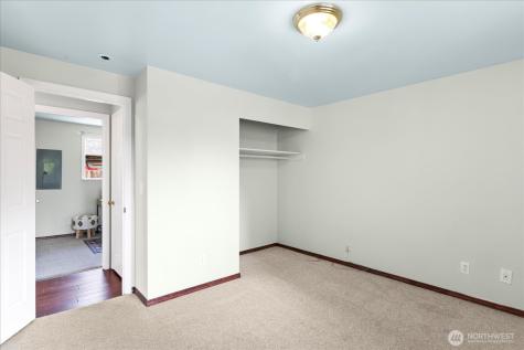 2111 201st Place SW Lynnwood WA 98036