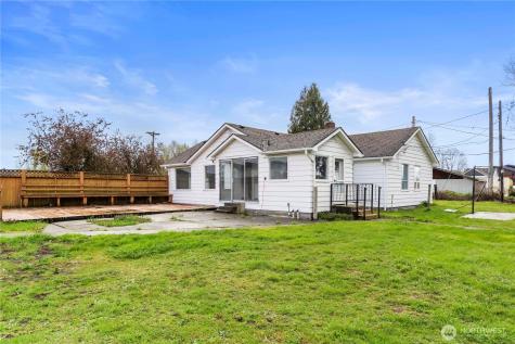 3829 60th Avenue E Fife WA 98424