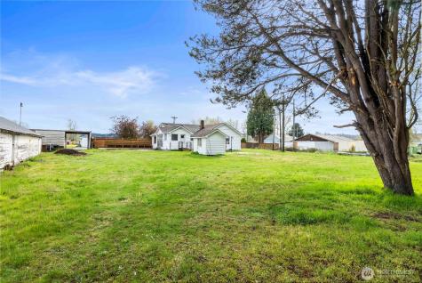 3829 60th Avenue E Fife WA 98424