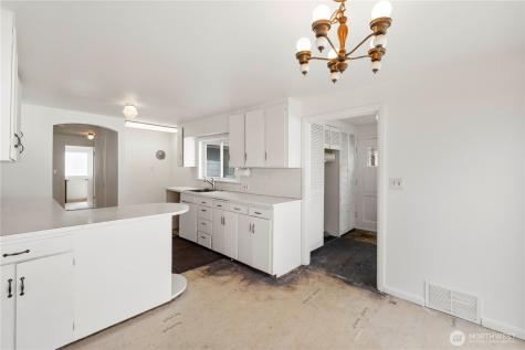 3829 60th Avenue E Fife WA 98424