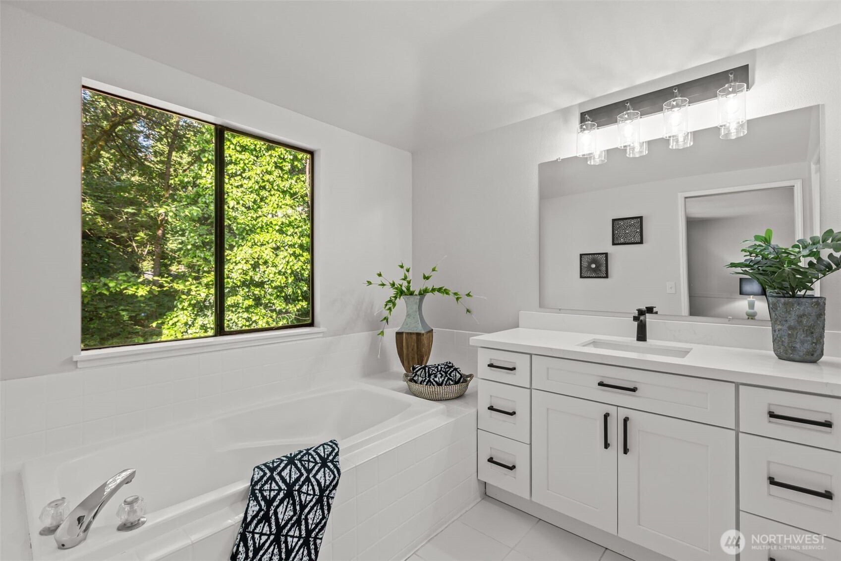 29105 13th Avenue S Federal Way WA 98003