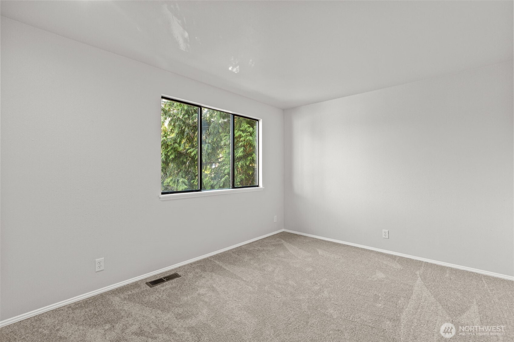 29105 13th Avenue S Federal Way WA 98003