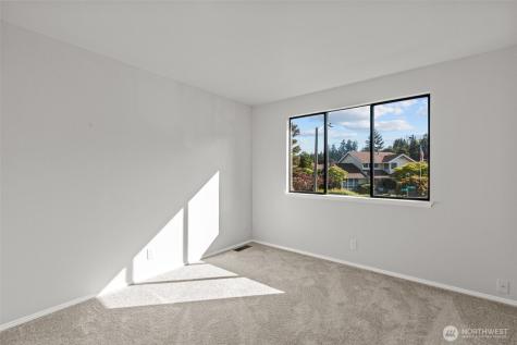 29105 13th Avenue S Federal Way WA 98003