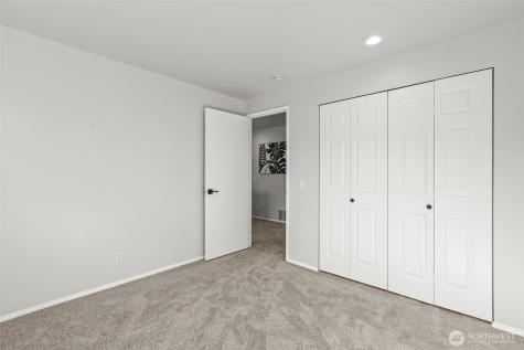29105 13th Avenue S Federal Way WA 98003