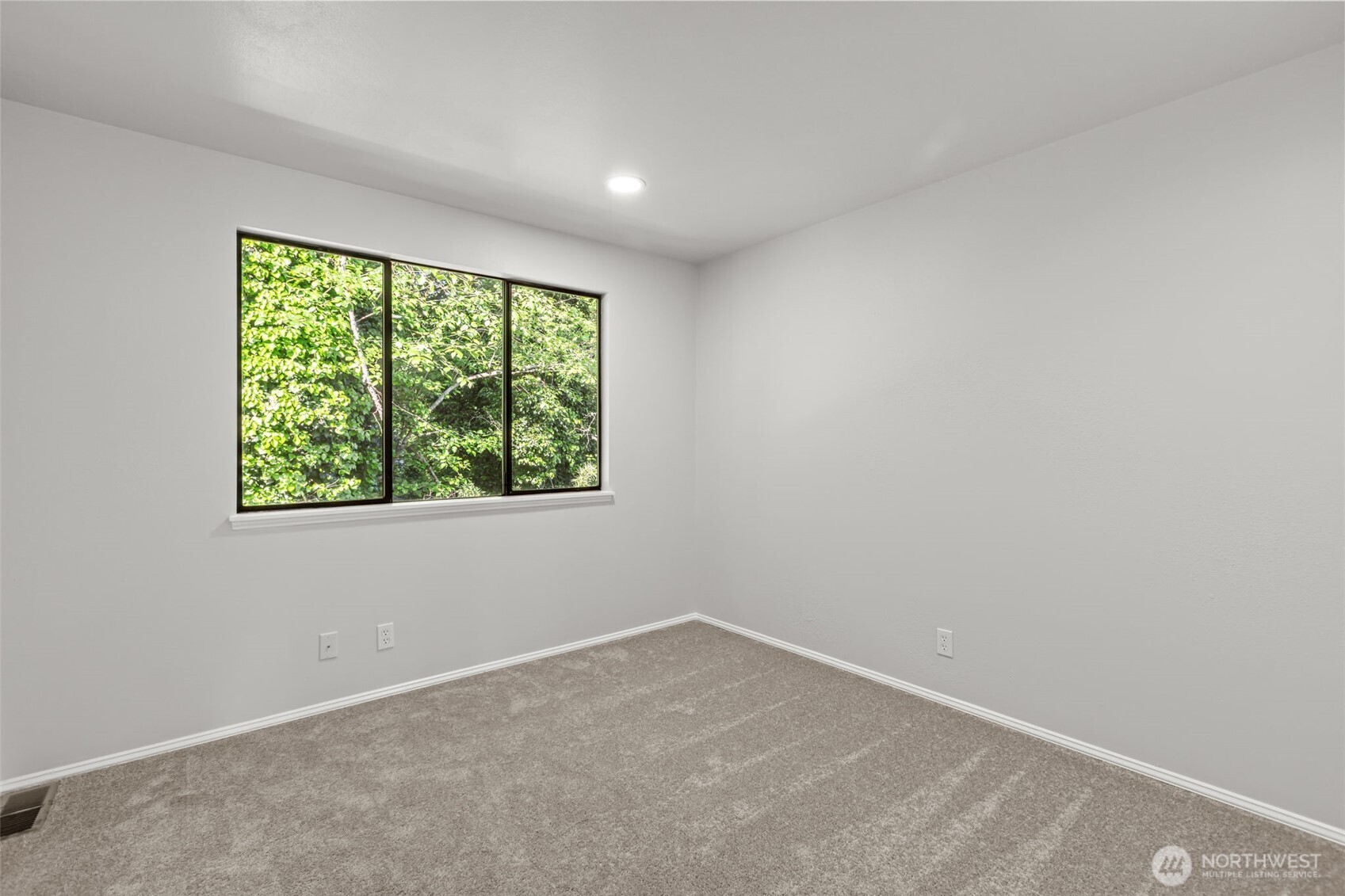 29105 13th Avenue S Federal Way WA 98003