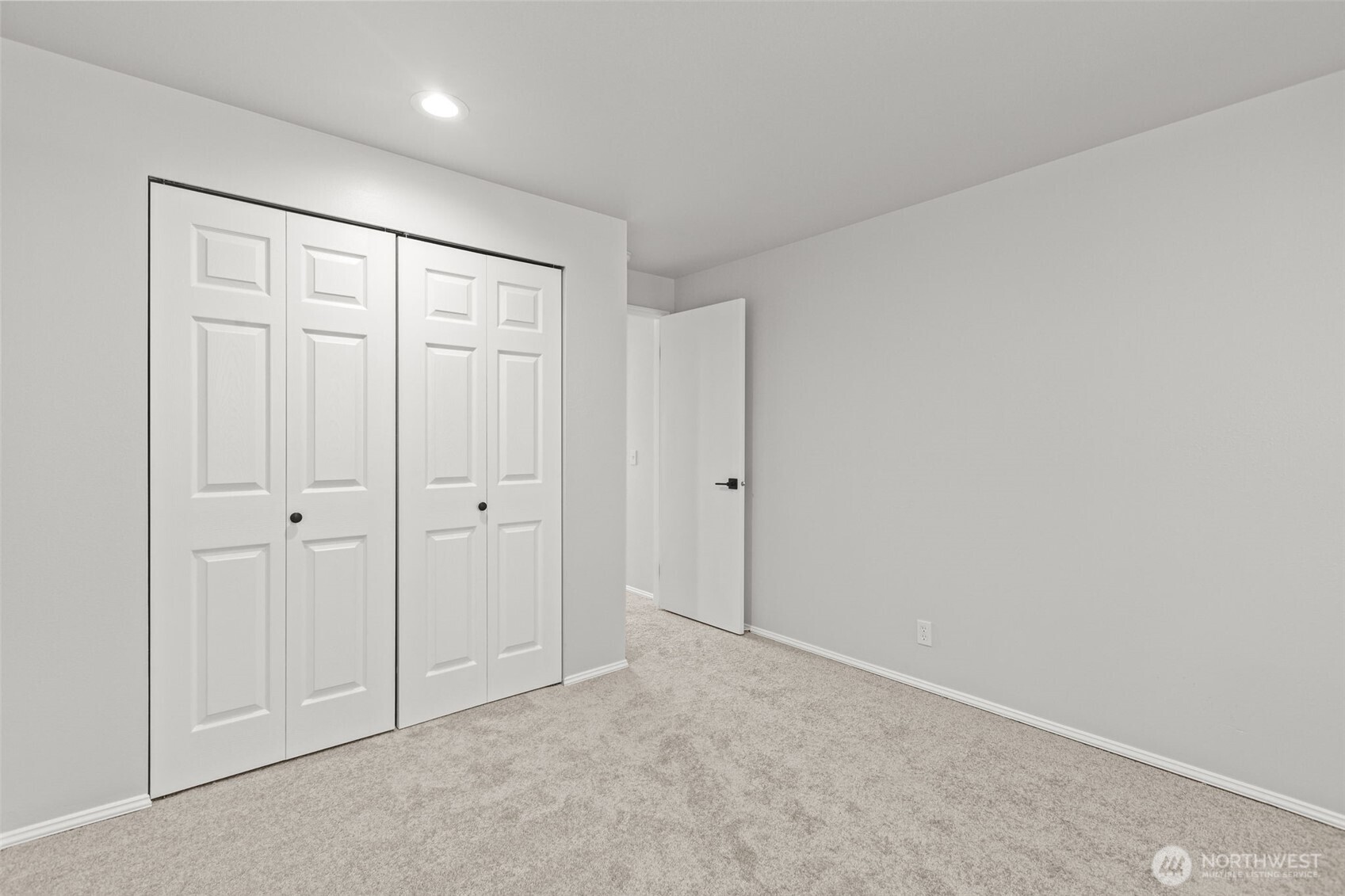 29105 13th Avenue S Federal Way WA 98003