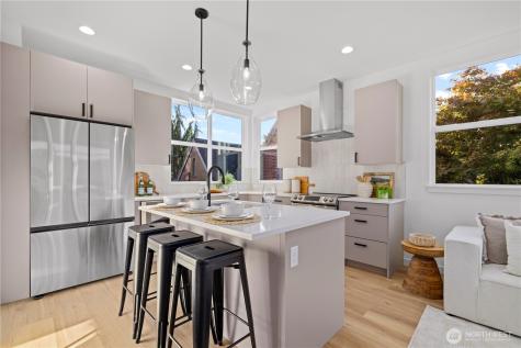 1704 N 47th Street Seattle WA 98103