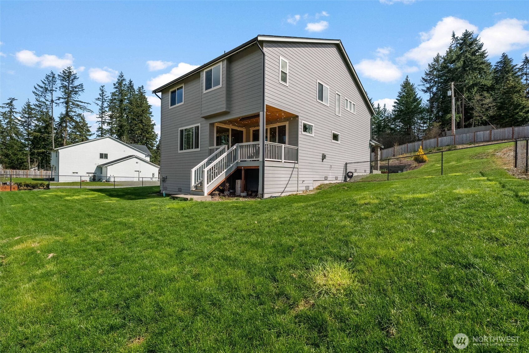 23240 46th Avenue E Spanaway WA 98387